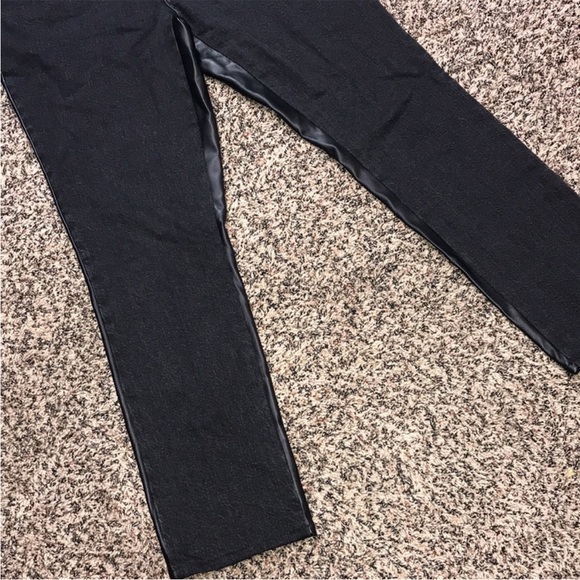 Universal Thread 80’s Mid Rise Slim Straight Leg Dual Fabric Jeans Var Sizes NWT - Picture 4 of 9